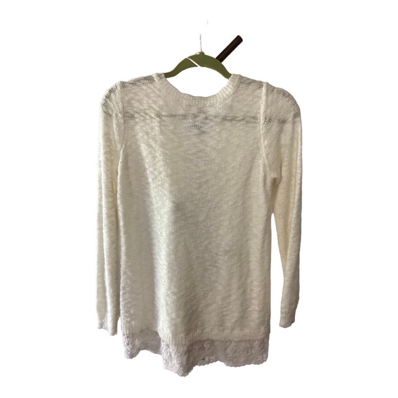 Pink Rose romantic style sweater. Comfy and soft. Size large juniors. - Picture 3 of 4